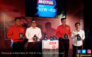 Oli Motul Berbahan Dasar Super Mineral untuk Lumasi Sport Bike 150 CC - JPNN.com