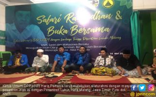 Ketum DPP KNPI Haris Pertama Langsung Silaturahmi ke Pesantren - JPNN.com