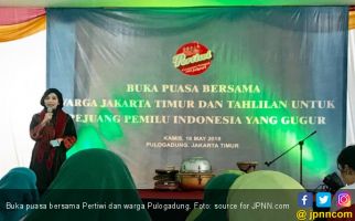 Beri Makanan Sehat ke KPPS, Relawan Pertiwi: Mereka Pahlawan Demokrasi - JPNN.com