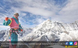 Cukup Sepekan,Pria Ini Dua Kali Pecahkan Rekor Mendaki Everest - JPNN.com