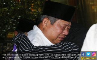 Pak SBY : Bu Ani Biasa Sungkem pada Saya... - JPNN.com