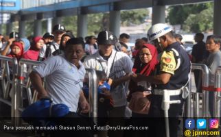 221.948 Pemudik Tinggalkan Jakarta Lewat Stasiun Senen - JPNN.com