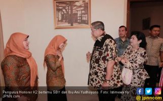 Kalimat Ibu Ani Yudhoyono yang Sulit Dilupakan Pengurus Honorer K2 - JPNN.com