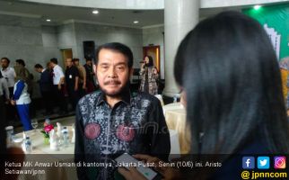Pesan Anwar Usman untuk Pak Wiranto - JPNN.com