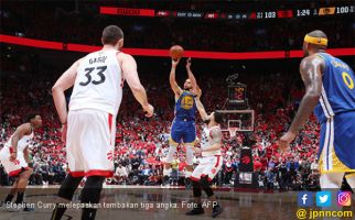 Dramatis, Golden State Warriors Menang Setengah Bola di Game Kelima NBA Finals - JPNN.com