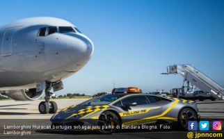 Mewah! Bandara Bologna Pakai Juru Parkir dari Lamborghini Huracan - JPNN.com