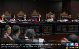 Sidang Putusan Sengketa Pilpres 2019: Hak Hakim MK Baca Dissenting Opinion atau Tidak - JPNN.com