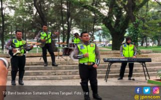 Satlantas Polres Tangsel Bentuk Band, Bawakan Lagu Khusus Perdamaian Bangsa - JPNN.com
