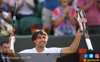 Akhir yang Mengharukan, Baghdatis Berikan Raket, Sepatu, Semua Untuk Penonton Wimbledon 2019 - JPNN.com