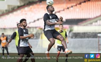 Persipura vs Badak Lampung FC: Kerja Keras, Main Ganas - JPNN.com