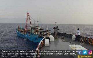 'Teror' Kapal China di Natuna Usik Eksplorasi Migas, PKS Minta Pemerintah Tegas - JPNN.com