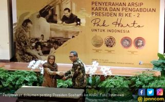 Keluarga Cendana Serahkan Dokumen Presiden Soeharto ke ANRI - JPNN.com