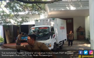 Prabowo Pulang, Truk Logistic Gerindra Masuk Rumah Mega - JPNN.com