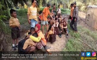 Detik – detik Bus Sekolah tak Kuat Menanjak, Mundur, Kanan Jurang - JPNN.com