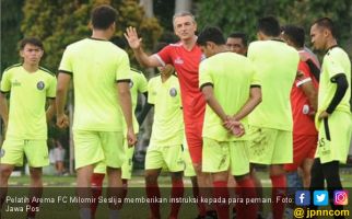 Persija vs Arema FC: Tamu Kehilangan 2 Pemain Andalan - JPNN.com