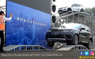 Range Rover Evoque Terbaru Punya Teknologi Kap Mesin Transparan - JPNN.com
