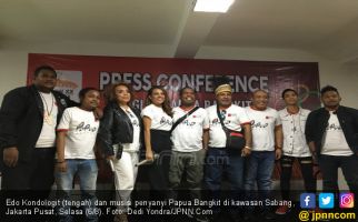 Edo Kondologit dan Nowela Suarakan 'Papua Bangkit' - JPNN.com