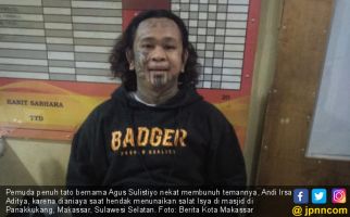 Detik-Detik Pemuda Penuh Tato Bunuh Teman saat Hendak Salat - JPNN.com