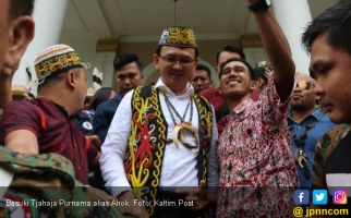 Ahok Ungkap Perasaannya karena Sempat Bersalaman dengan Prabowo - JPNN.com