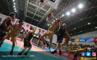 Kalahkan UPH, Tim Basket Putra ITHB Juara LIMA Basketball Final National - JPNN.com