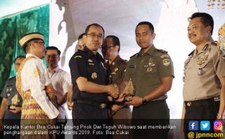 12 Tahun Berkarya, Bea Cukai Tanjung Priok Beri Penghargaan pada Stakeholder Terbaik - JPNN.com