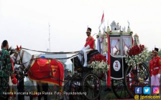 Kereta Kencana Ki Jaga Raksa Pengantar Bendera Pusaka, Kebanggaan Masyarakat Purwakarta - JPNN.com