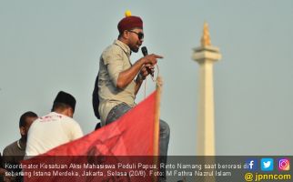 Massa di Depan Istana Merdeka Minta Jokowi Terbitkan Perppu Antirasisme - JPNN.com