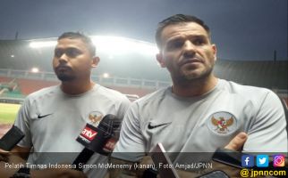 Timnas Indonesia vs Malaysia: Pesan Simon McMenemy untuk Suporter Merah Putih - JPNN.com