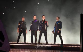 Westlife Nyanyikan Lagu-lagu Queen di Candi Borobudur - JPNN.com