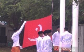 Bendera Alam Pedang Berkibar di Istana Darul Ihsan - JPNN.com