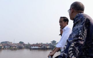 Jokowi Tinjau Program Penataan Kawasan Tepian Sungai Kapuas - JPNN.com