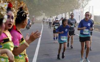 Danone-Aqua Kampanyekan #BijakBerplastik di Bali Marathon 2019 - JPNN.com