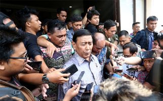 Wiranto Diserang di Pandeglang, Salah Satu Pelaku Perempuan - JPNN.com