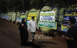 Fahri Hamzah: BJ Habibie Berhenti Setelah Melaksanakan Tugas Raksasa - JPNN.com