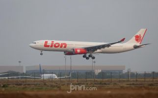 Pesawat Lion Air Tabrak Atap Garbarata Bandara Mopah Merauke, Begini Penjelasan Maskapai - JPNN.com