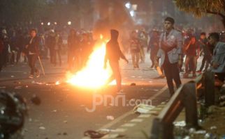 Dinilai Sudah Tak Relevan, Massa Diimbau Akhiri Demo - JPNN.com