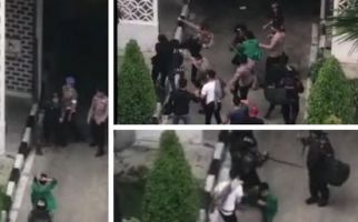 Pernyataan Terbaru Polda Sumut Soal Video Polisi Memukuli Mahasiswa Saat Demo Ricuh - JPNN.com