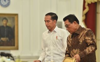 Ini Kabar Terbaru soal Isu Reshuffle Kabinet dari Istana, Siapa Sosok Pilihan Jokowi? - JPNN.com