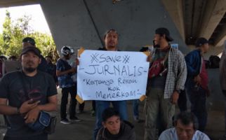 Tiga Jurnalis Korban Kekerasan Saat Demo Mahasiswa Diperiksa Propam - JPNN.com