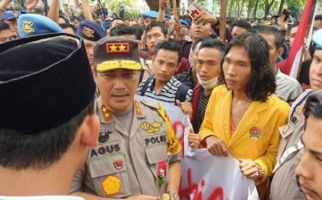 Kapoldasu Soal Nasib 5 Oknum Polisi Pelaku Pemukulan Saat Demo di Gedung DRPD Sumut - JPNN.com