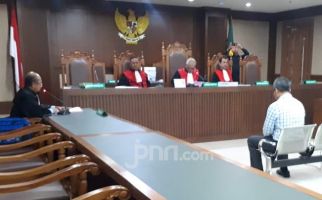 Dakwaan Jaksa Kabur dan Tak Cermat, Kubu Desrizal Minta Vonis Bebas - JPNN.com