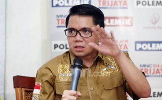 Jokowi Blusukan Bagi Sembako di Tengah Covid-19, Teri PDIP Bilang Begini - JPNN.com