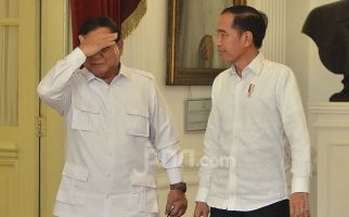 Peluang Prabowo di Pilpres 2024, Pangi Sebut Restu Jokowi Menentukan - JPNN.com
