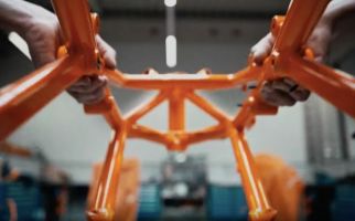 Intip Calon Motor Naked Terbaru KTM Sebelum Debut di EICMA 2019 - JPNN.com