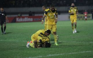 Torres Hattrick, Barito Putera Lumat Perseru Badak Lampung FC - JPNN.com