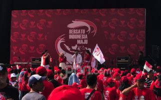 Ria Ricis Hingga Jamrud Meriahkan Acara Nobar Pelantikan Jokowi di Monas - JPNN.com