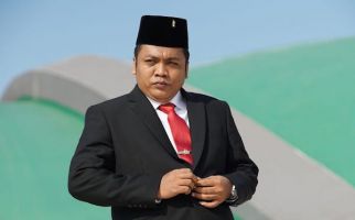 Politikus PDIP: Selamat Bekerja Pak Jokowi - Kiai Ma'ruf Amin - JPNN.com