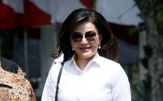 Di Istana Presiden, Bupati Minsel Tetty Paruntu: Ini Bantu Kerja - JPNN.com