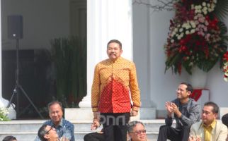 Profil ST Burhanuddin: Melanglang Buana di Indonesia Timur, Kini jadi Jaksa Agung - JPNN.com