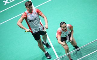 Mantap! Sikat Wakil China, Praveen Melati Lolos ke Semifinal Denmark Open 2021 - JPNN.com